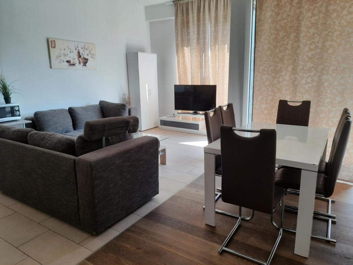 High-Quality In The Heart Of Stuttgart 4 Apartment Bagian luar foto