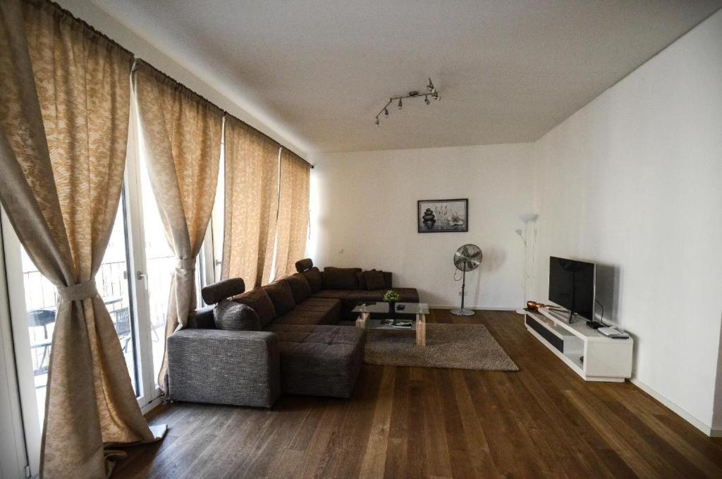 High-Quality In The Heart Of Stuttgart 4 Apartment Bagian luar foto