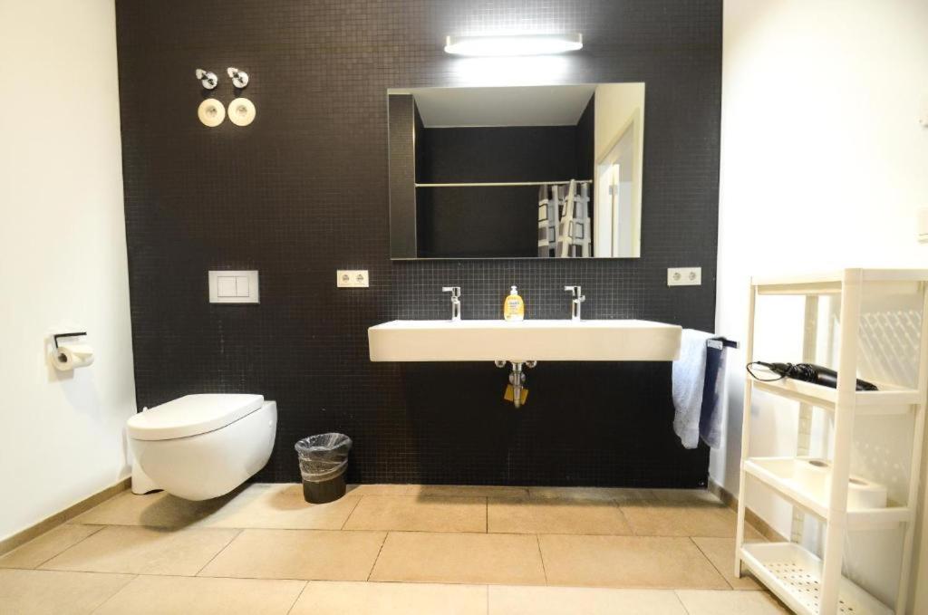 High-Quality In The Heart Of Stuttgart 4 Apartment Bagian luar foto