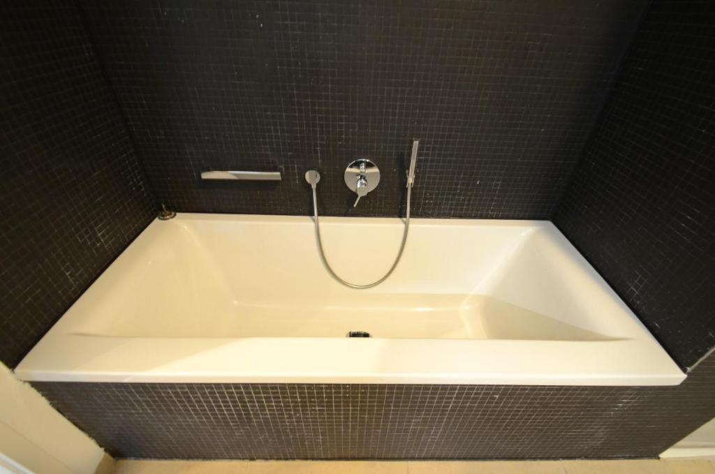 High-Quality In The Heart Of Stuttgart 4 Apartment Bagian luar foto
