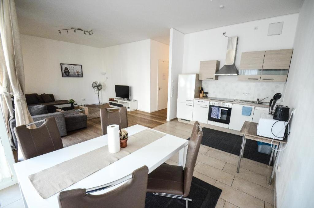 High-Quality In The Heart Of Stuttgart 4 Apartment Bagian luar foto